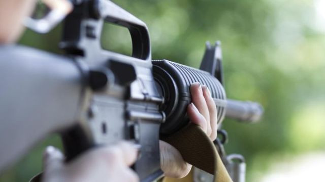 TNI Jaga Proyek Galian Pasir Berujung Tiga Prajurit Tewas Ditembak KKB