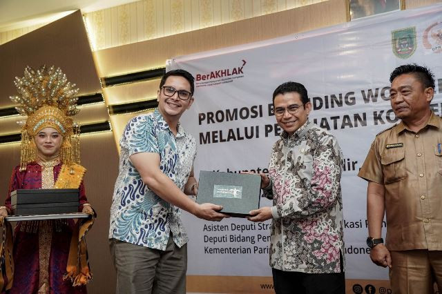 17afee3f-5252-4e5f-b28b-b8ffffe0144b.jpg