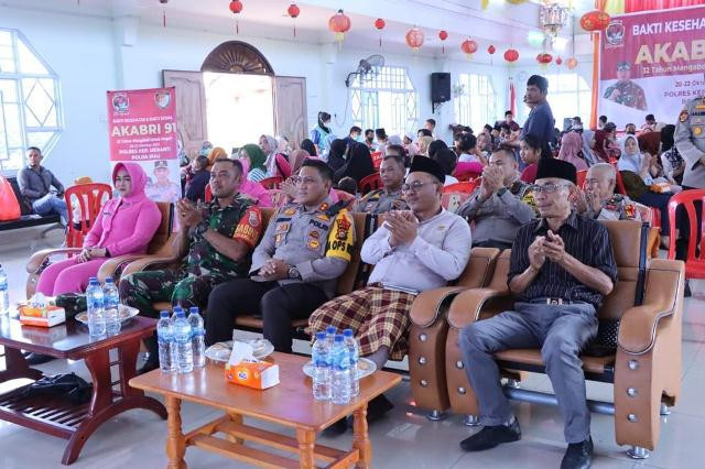 Dua Hari Bakti Kesehatan dan Sosial Akabri 1991, Polres Meranti Berikan Pelayanan Kesehatan Gratis d