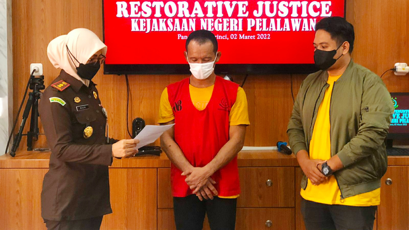 Jaksa Pelalawan Bebaskan Pencuri Sawit, Alasannya Menggugah Hati