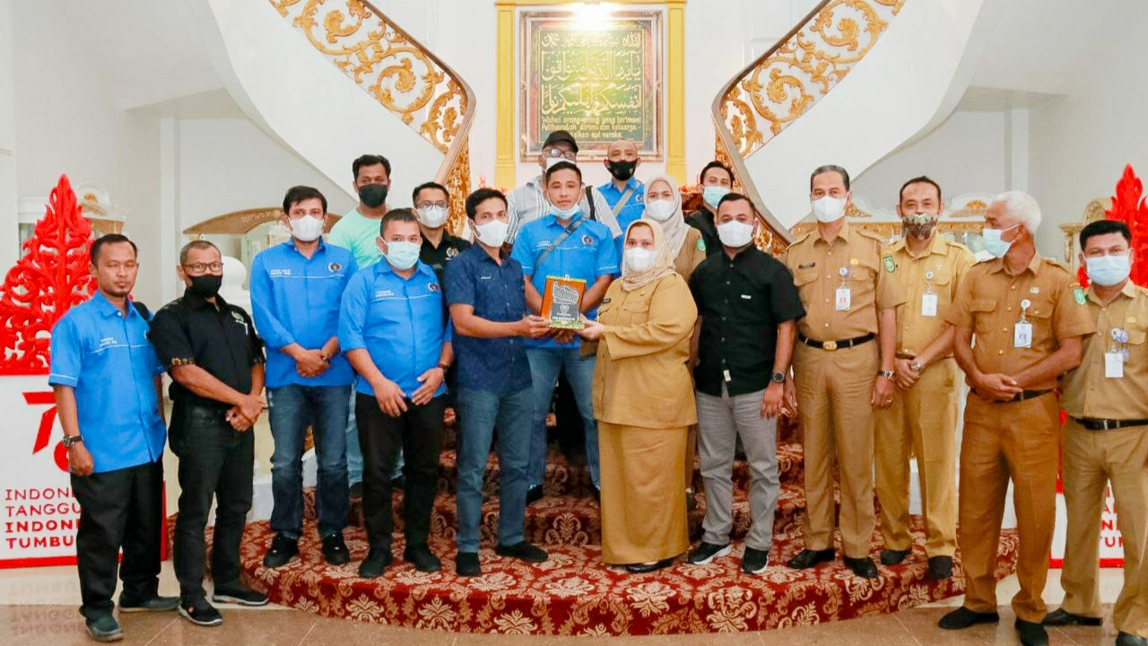 Bupati Kasmarni Ucapkan Selamat Hari Pers Nasional