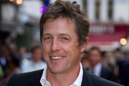 Hugh Grant Curhat Alami Diare Akut kala Syuting di India