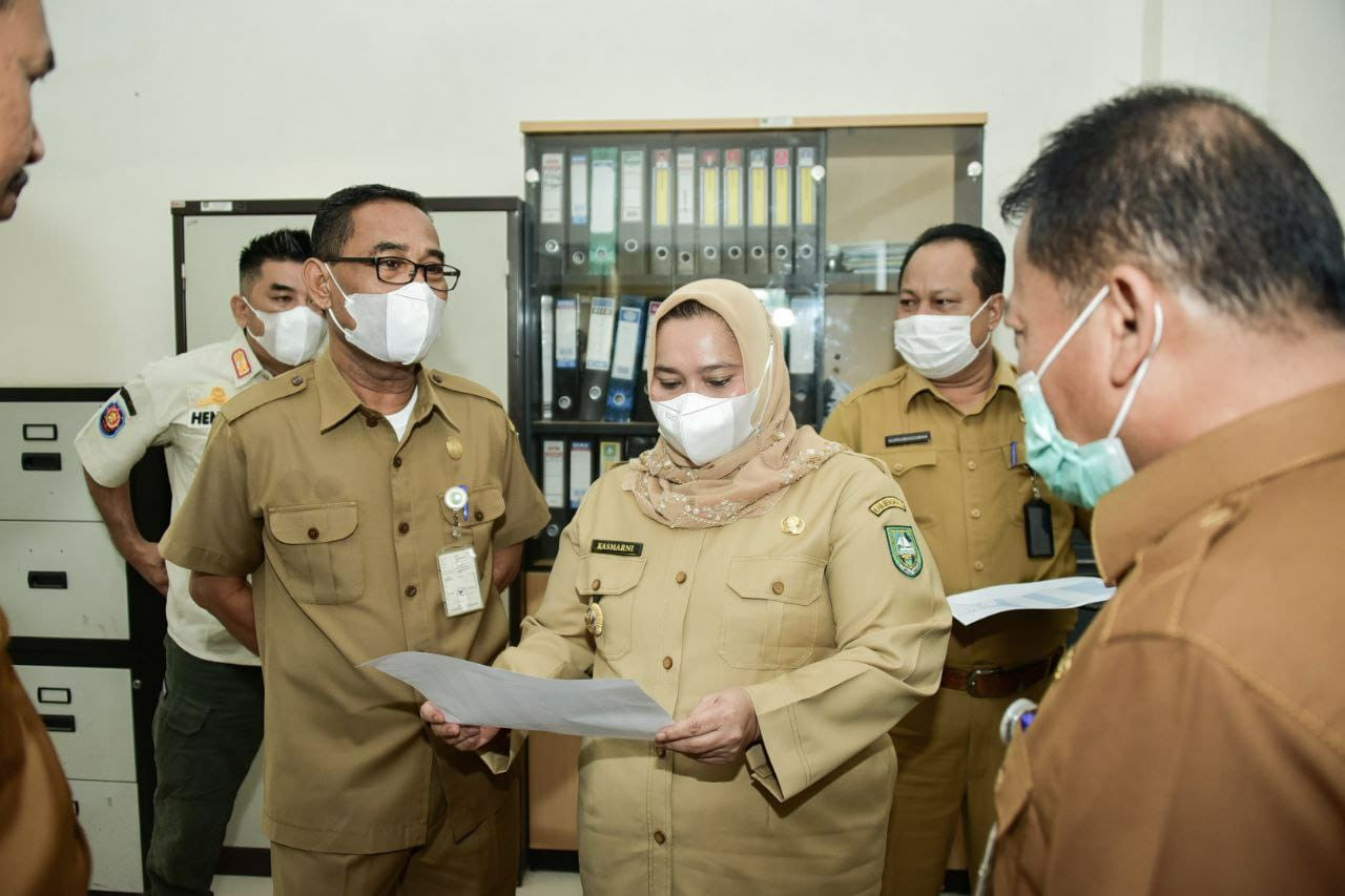 Bupati Bengkalis Sidak ke Sejumlah Kantor di Kecamatan Pinggir