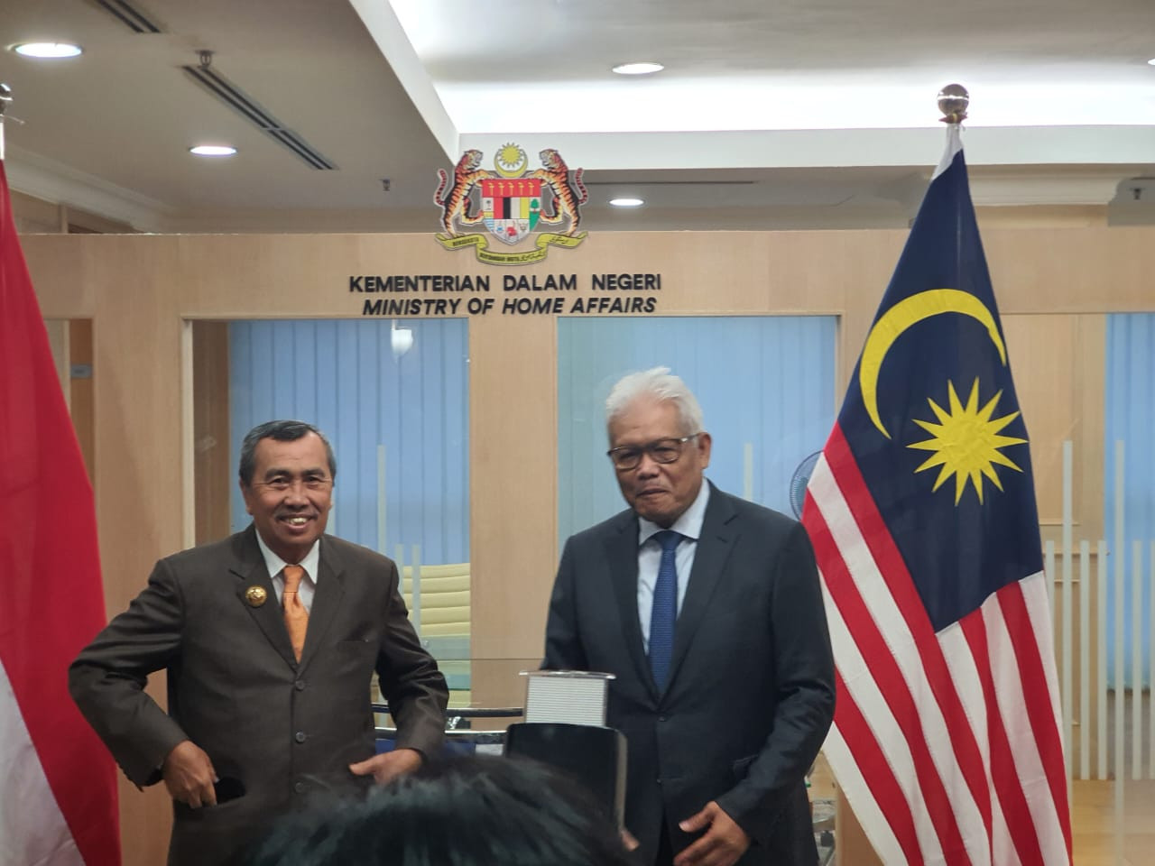 Bertemu Mendagri Malaysia, Gubri Bahas Illegal Fishing, Imigran Gelap dan RoRo