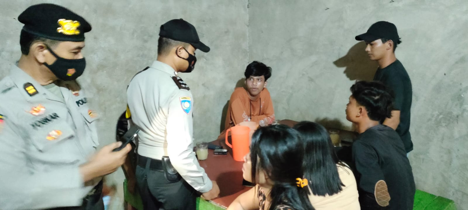 Empat Belas Wanita Malam Tergaruk Razia Warung Remang-Remang Di Tanah Putih