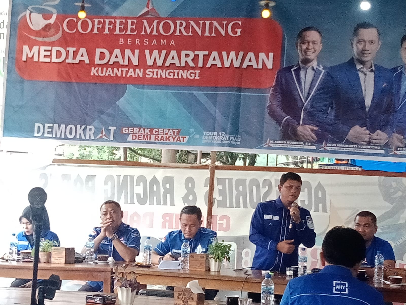 Partai Demokrat Coffee Morning Bersama Insan Pers di Kuantan Singingi