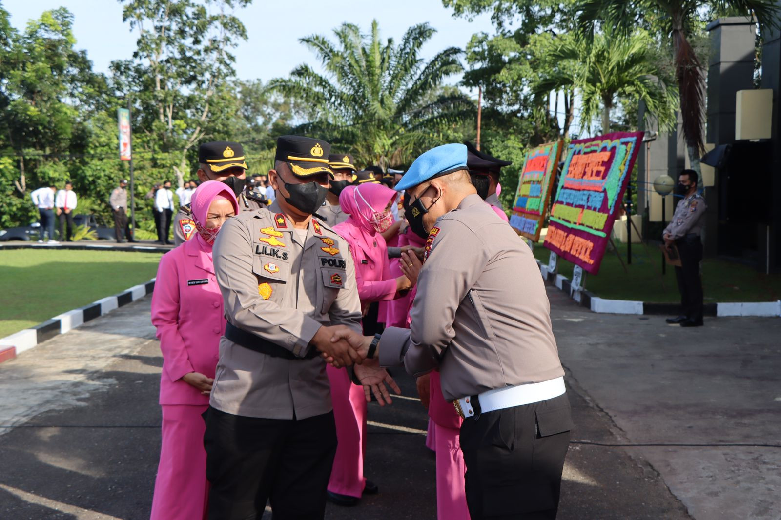 Upacara Serah Terima Jabatan Kasat Reskrim dan 3 Kapolsek di Polres Kuansing