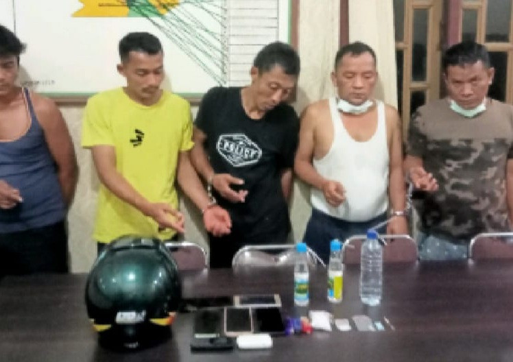 Lima Orang Terjerat Ektasi dan Sabu di Bagan Sinembah