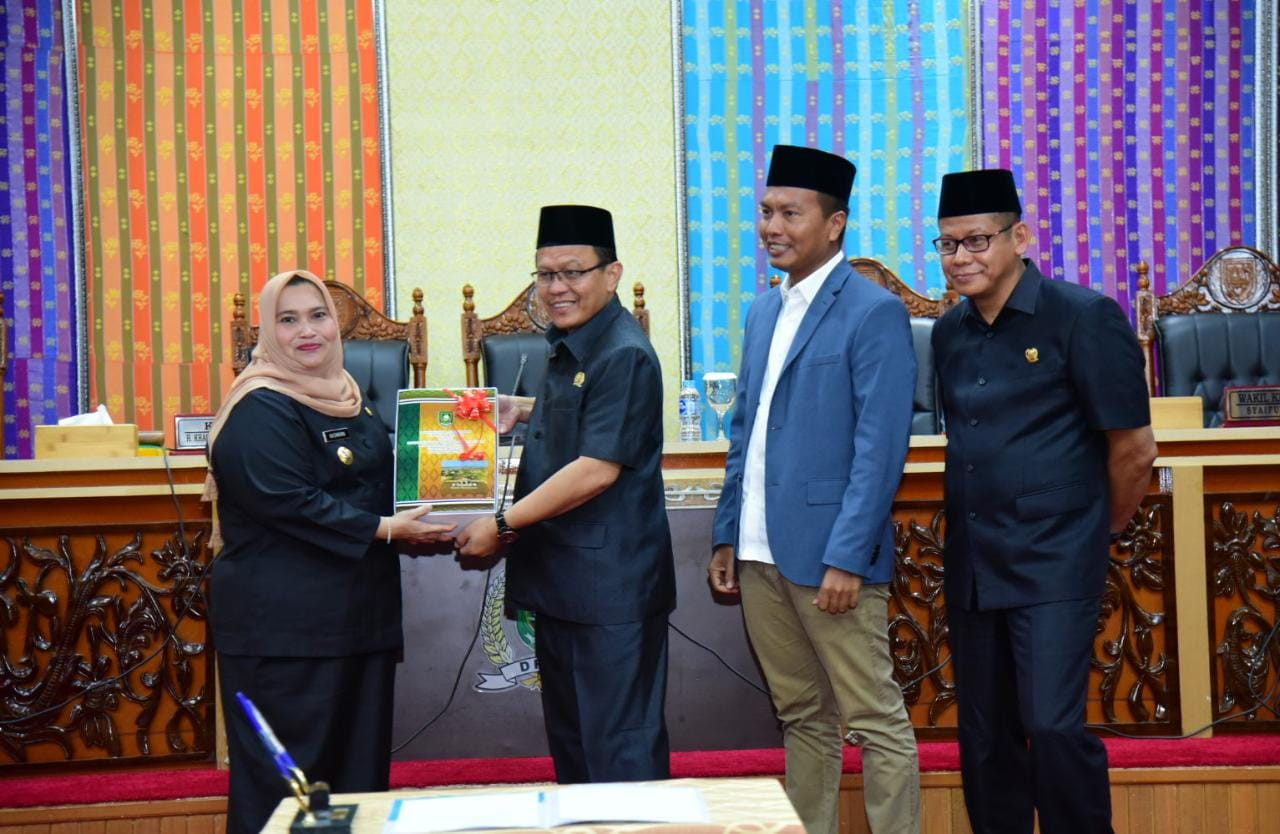 Bupati Kasmarni Sampaikan Ranperda Pertanggungjawaban APBD Bengkalis T.A 2021