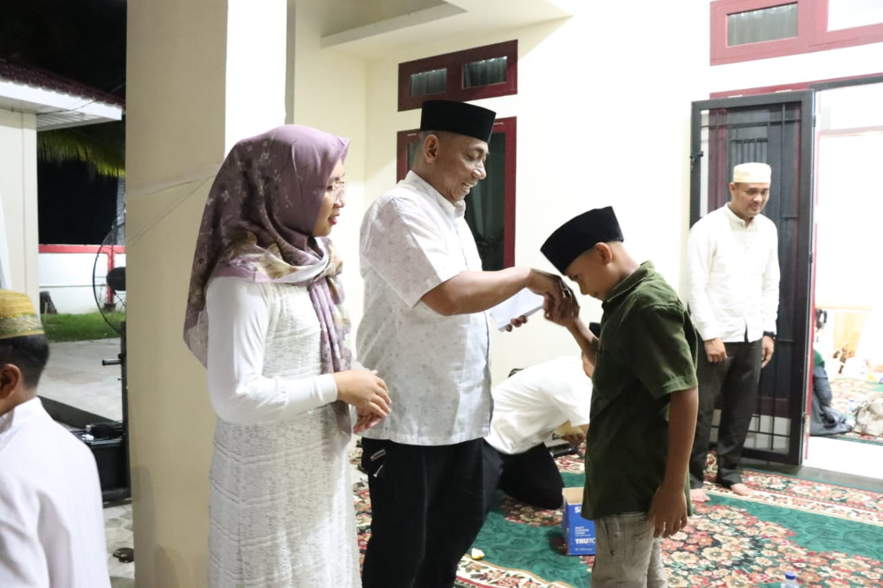Didik, Kapolres Kampar Gelar  Syukuran dan Satuni Anak Yatim 