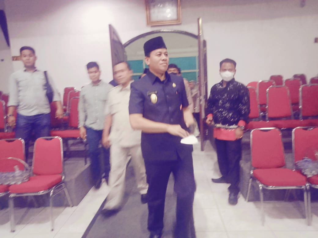 Rapat Paripurna DPRD Kuansing Tetap berjalan lancar tanpa kehadiran Ketua DPRD