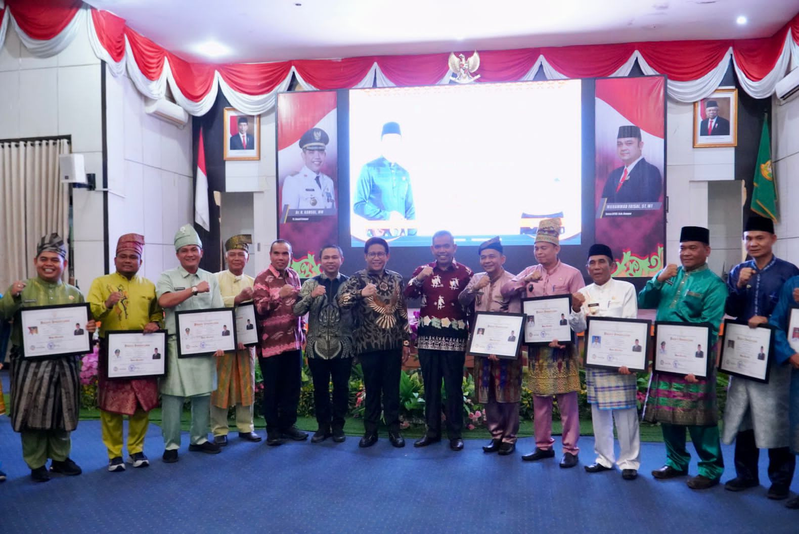 15 Kepala Desa Mendapat Piagam Penghargaan, Dari Menteri Desa 