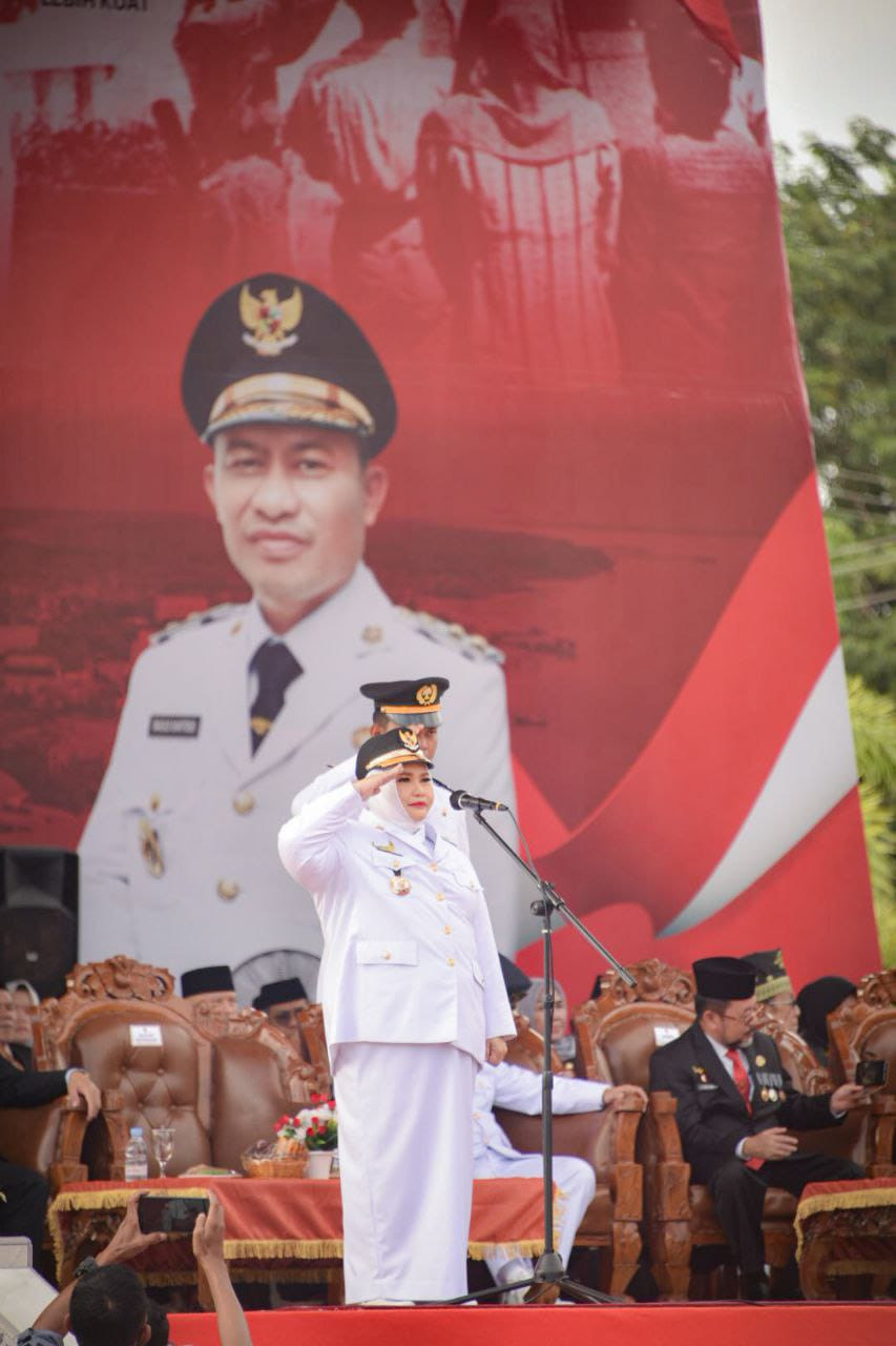 Pemerintah Kabupaten Bengkalis menggelar upacara Peringatan Hari Ulang Tahun (HUT) ke-77 Kemerdekaan