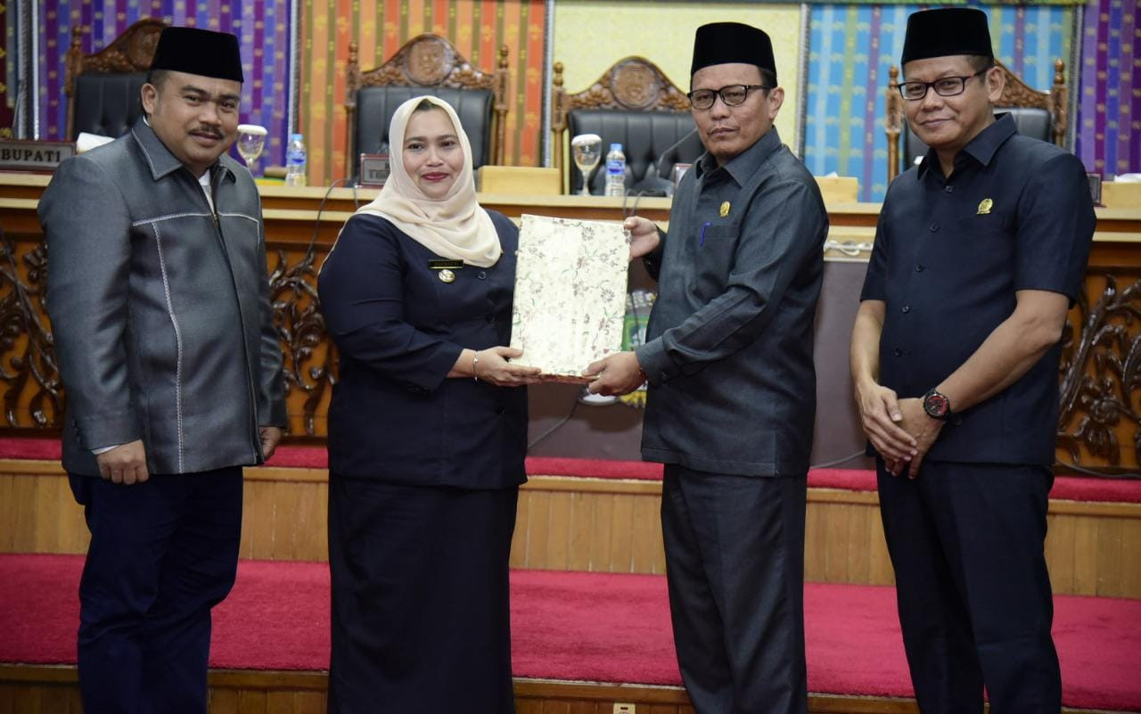 Bupati Bengkalis Menghadiri Sidang Paripurna DPRD Bengkalis