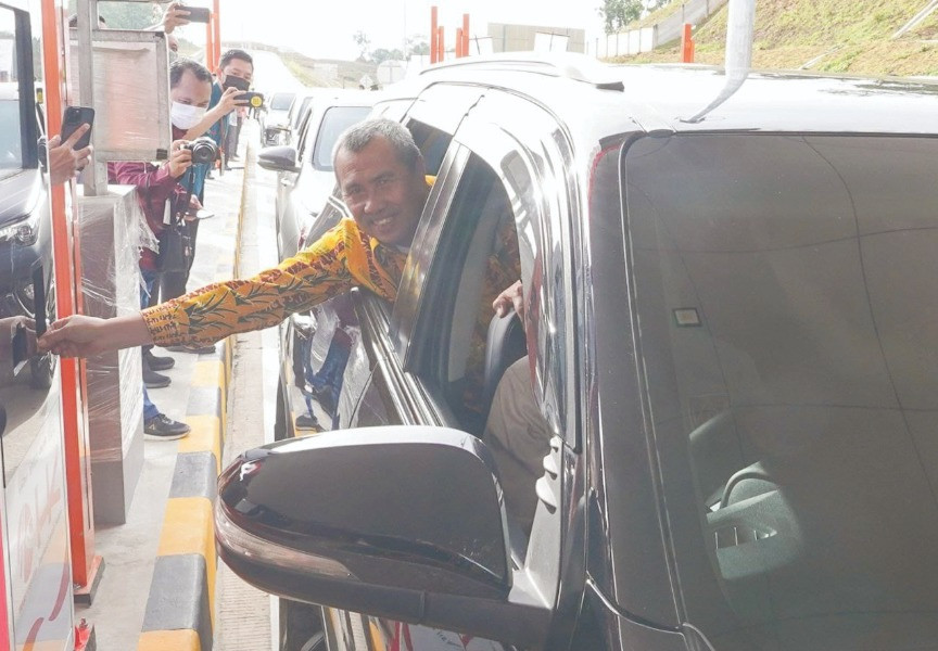 Gubernur Riau Syamsuar Uji Coba Tol Pekanbaru-Bangkinang