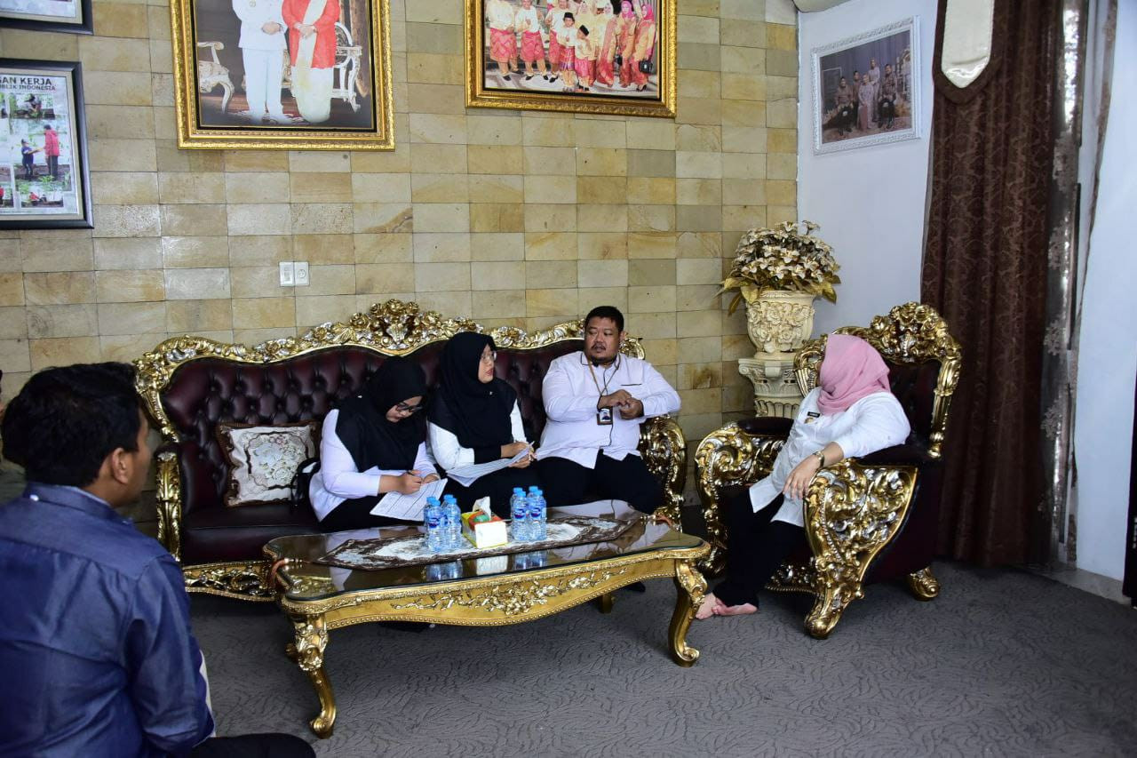 Bupati Bengkalis menerima Kunjungan Petugas Regsosek