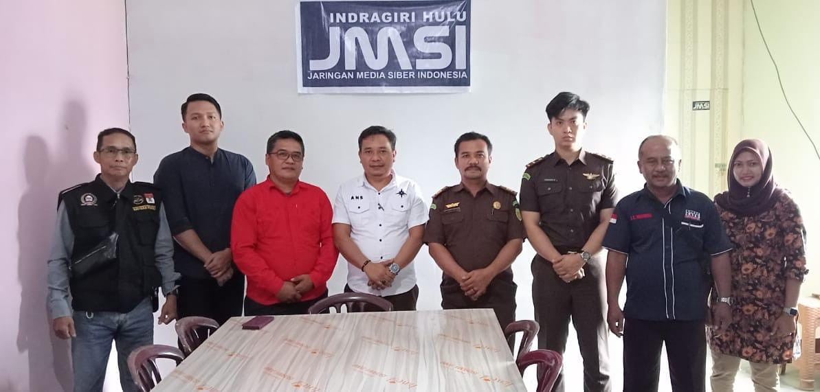 Bersilaturahmi, Jaksa di Inhu Kunjungi Kantor Pengcab JMSI 