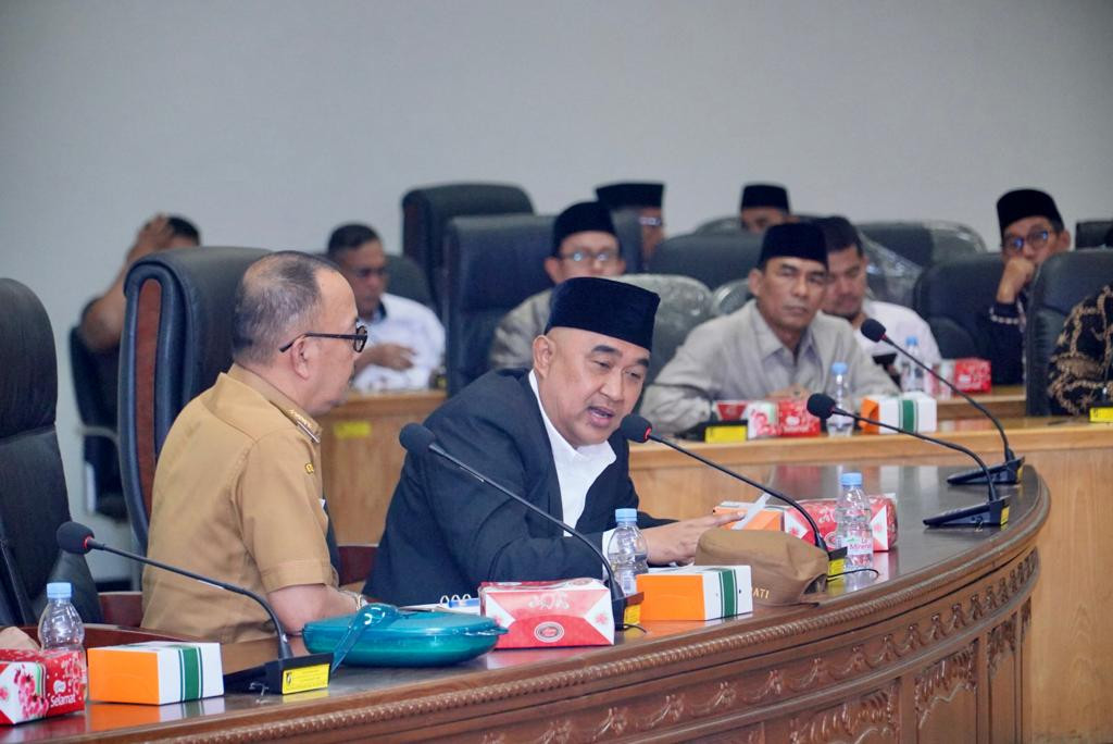 Pj Bupati Kampar Silaturahmi Bersama Anggota DPRD Kampar 