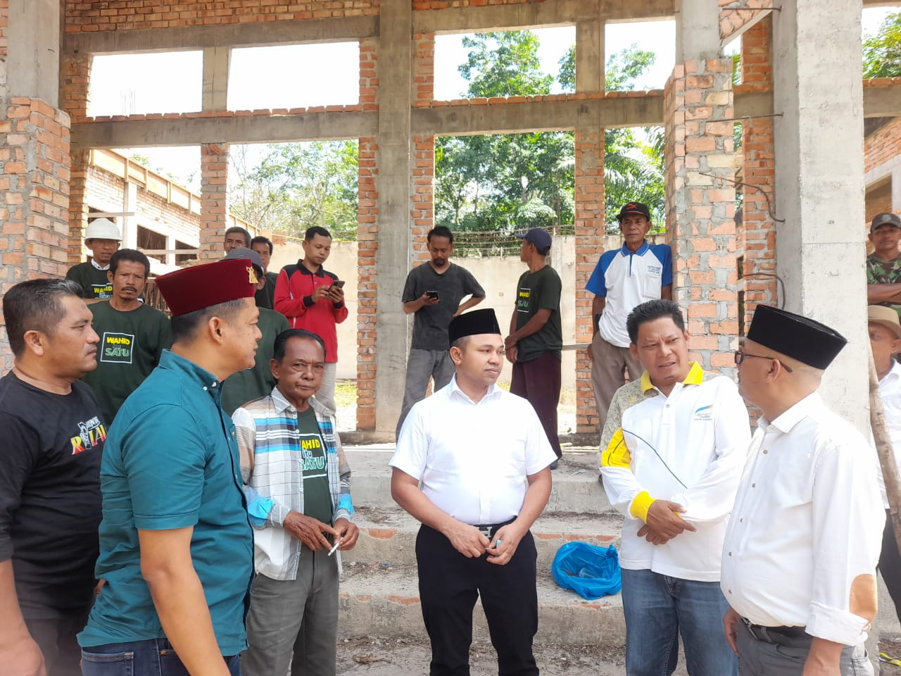 Pj Bupati Kampar Tijua Pembangunan Mesjid Nurul Azhar Jawi-jawi