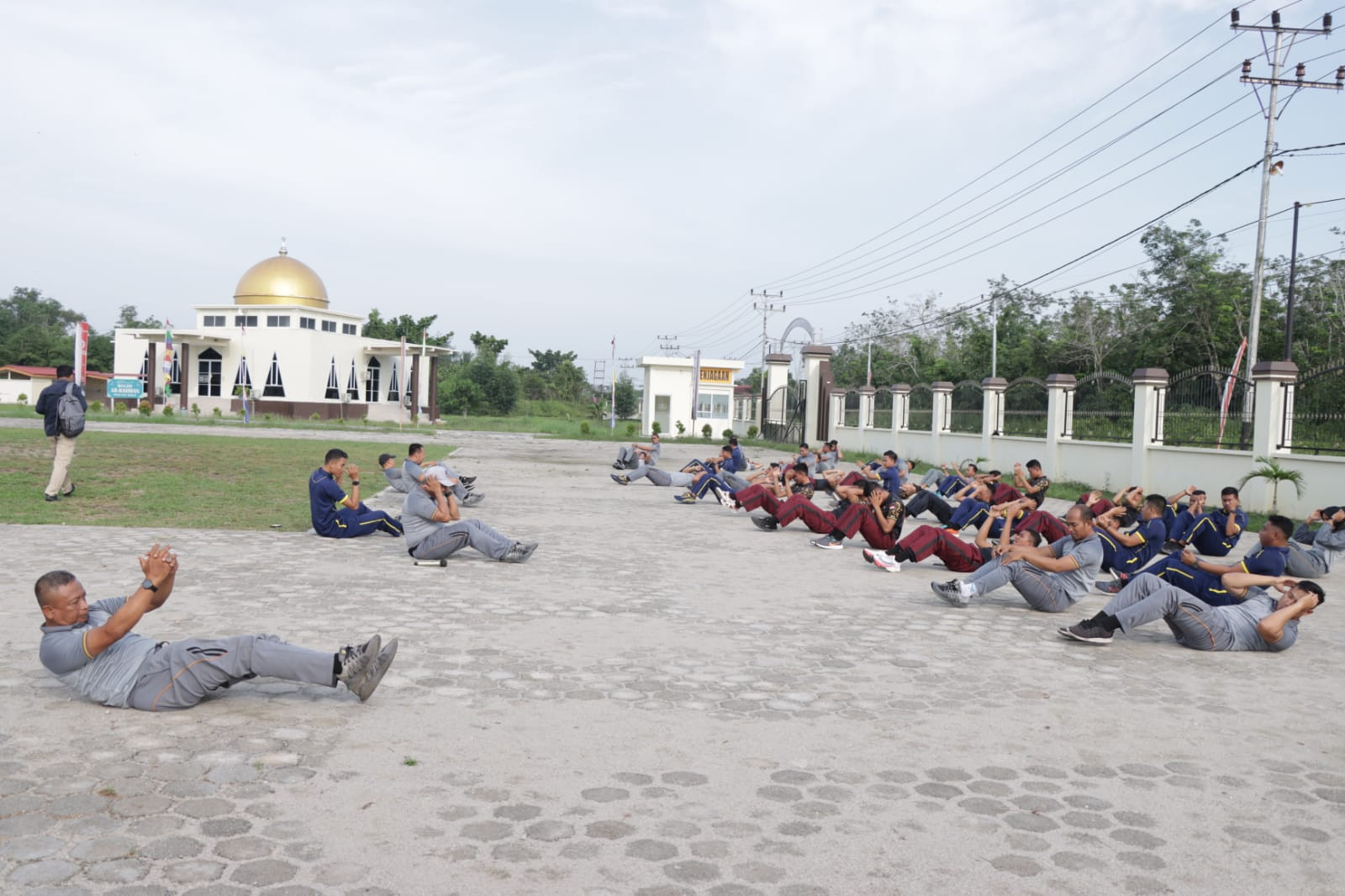 Jaga Kebugaran Fisik dan Stamina Personel, Polres Meranti Rutinkan Olahraga Bersama
