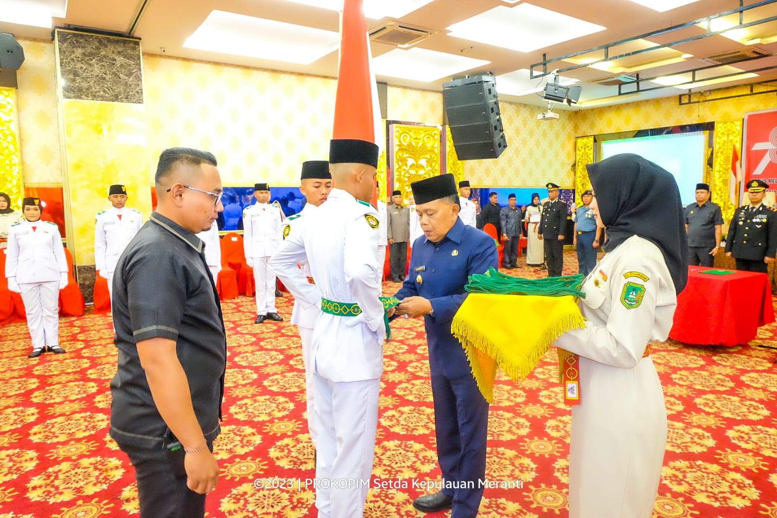 Plt Bupati Asmar Kukuhkan Paskibraka Meranti