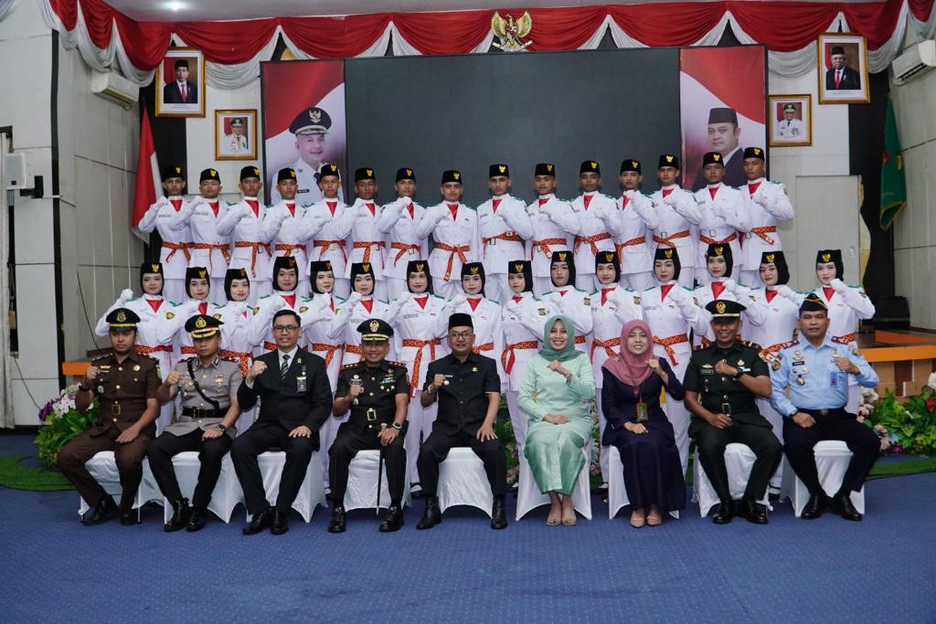 Firduas Kukuhkan 30 Orang  Paskibraka Tahun 2023, Kampar 