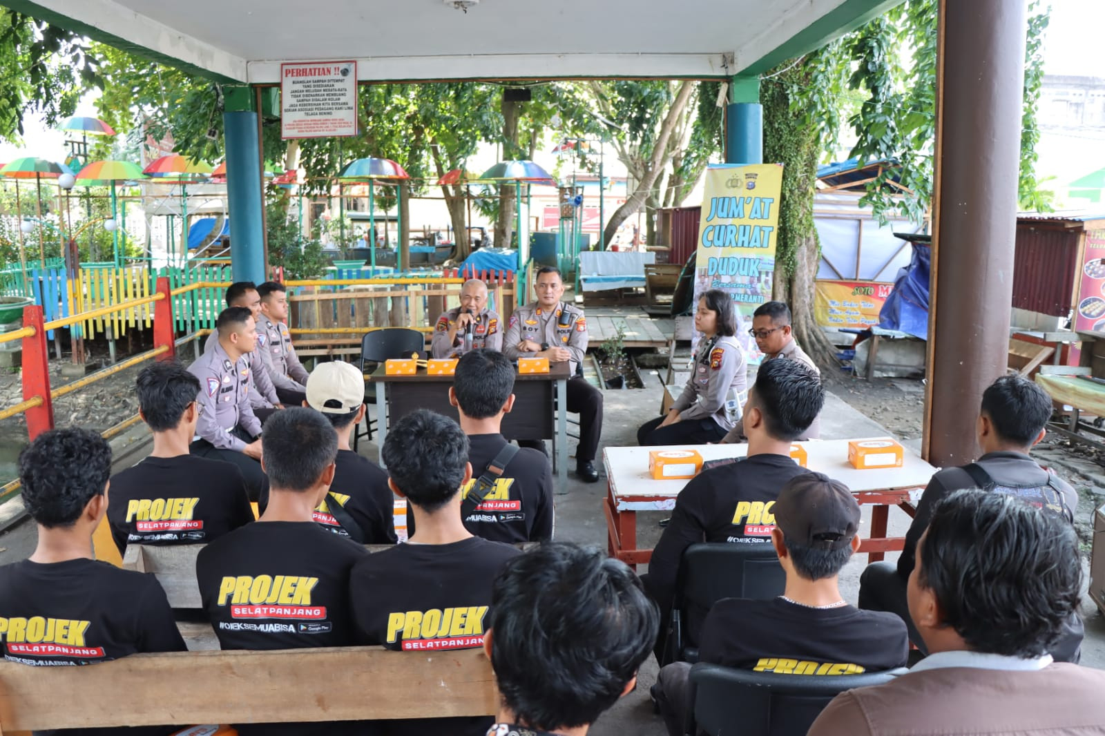 Jumat Curhat, Polres Meranti Ajak Driver Ojol Selatpanjang dan Masyarakat Gunakan Aplikasi Super App