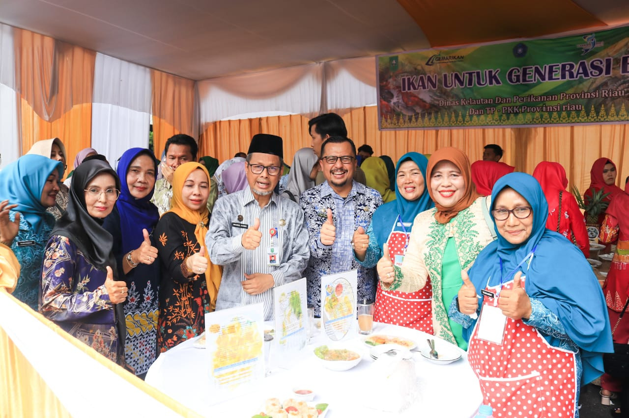 Hj. Ismiatun Dampingi Tim Meranti Ikut Lomba Masak Serba Ikan