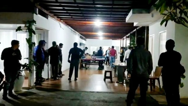 Penyerangan Rumah Dinas Wakil Ketua DPRD dan Kisruh Musda Demokrat Riau