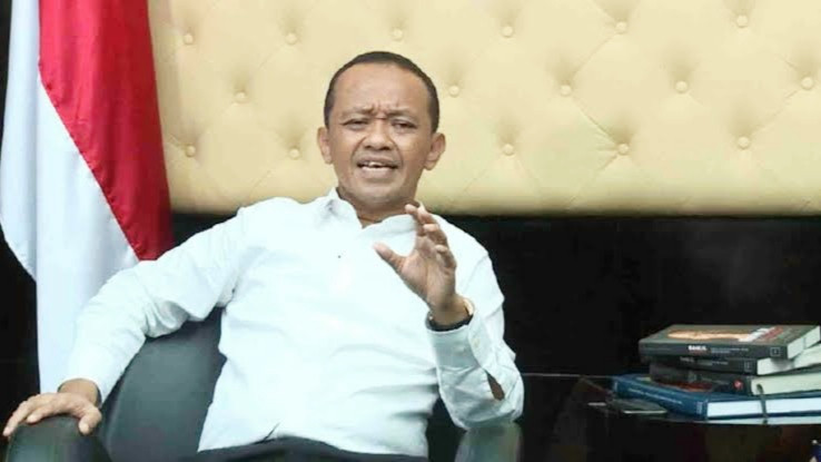 Presiden Jokowi Tunjuk Bahlil Lahadia Sebagai Menteri ESDM Ad Interim