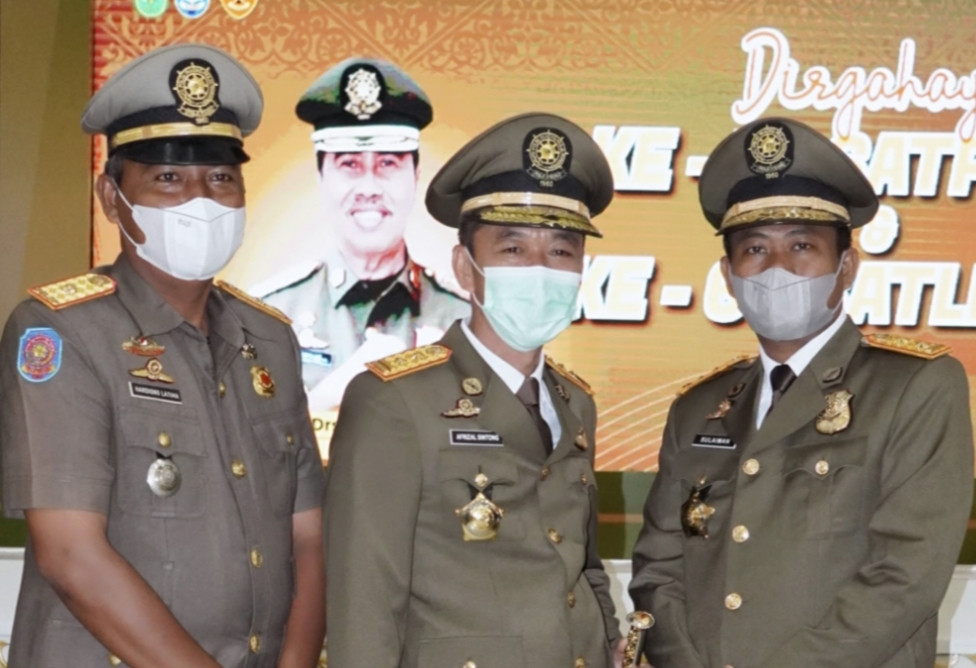 Bupati dan Wabub Rohil Hadiri Peringatan HUT Satpol PP Riau 