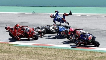 Quartararo Juara MotoGP Catalunya, Tiga Pembalap Alami Kecelakaan Hebat