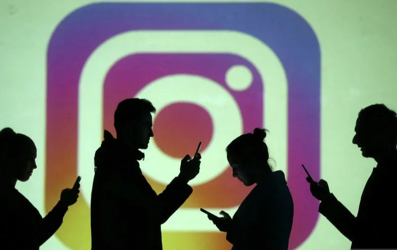Instagram Mungkinkan Pengguna Belanja Langsung Via Pesan Langsung