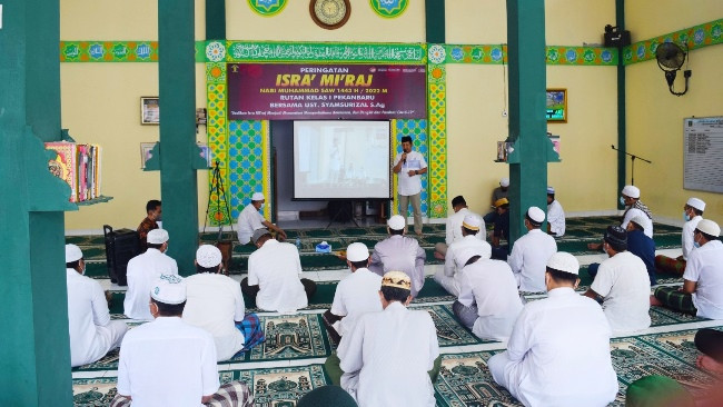 Warga Binaan dan Petugas Rutan Pekanbaru Peringati Isra Miraj