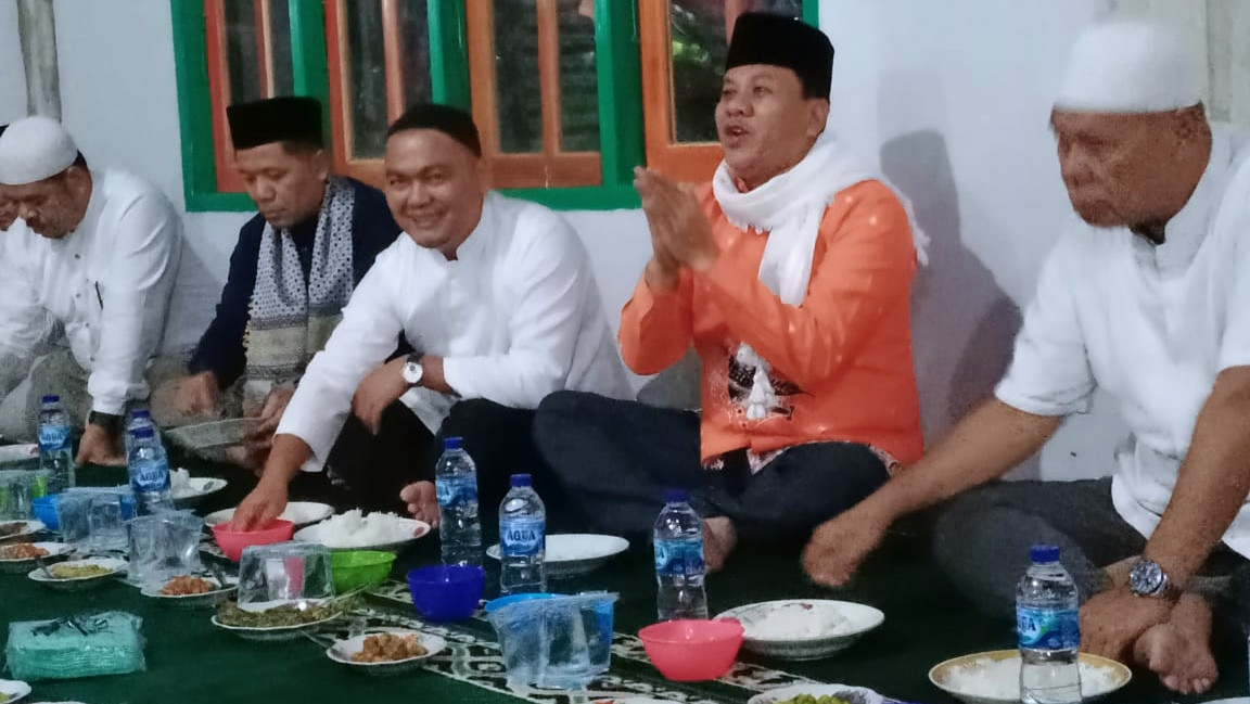 Plt Bupati Suhardiman Amby Resmikan Mesjid di Simpang Kampar