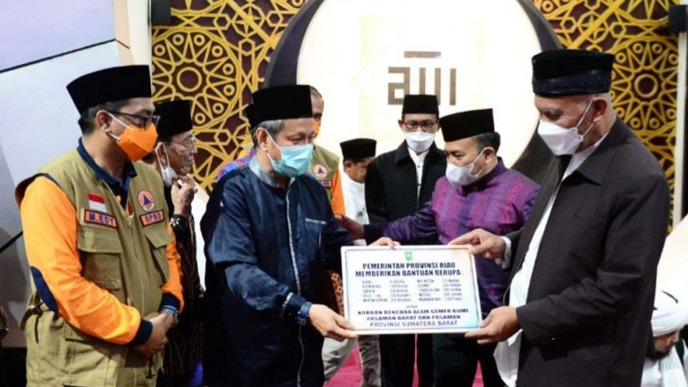 Bantuan Riau Untuk Korban Gempa Tiba di Sumbar