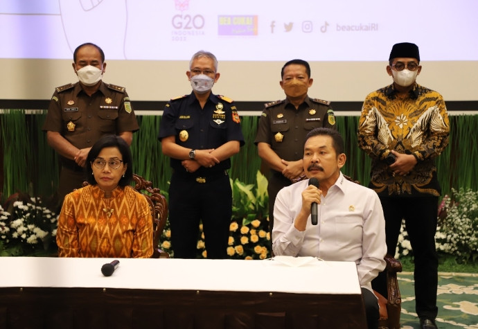 Jaksa Agung dan Kemenkeu Buat Kerja Sama Berantas Pencucian Uang