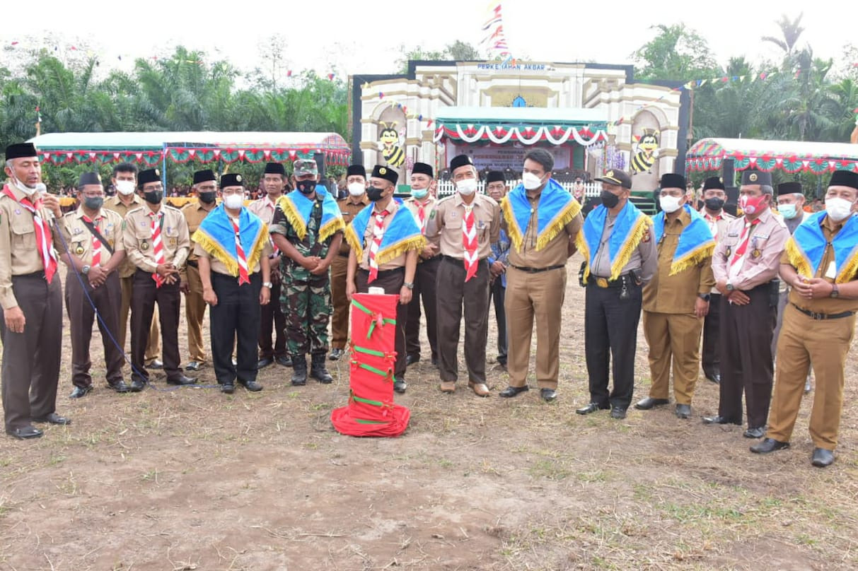 Bagus Santoso mewakili Bupati Bengkalis turut andil dalam launching pembangunan Masjid Nurul Hidayah