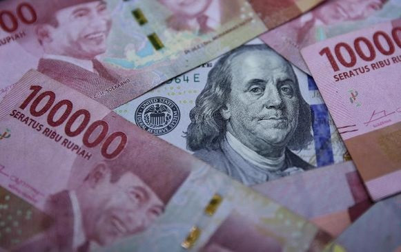Rupiah Menguat ke Rp15.563 usai Imbal Hasil Obligasi AS Turun