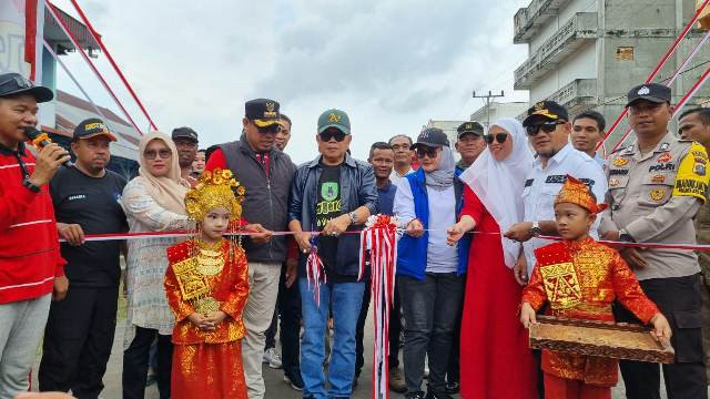 Buka Lomba Sampan Layar Desa Bandul, Plt Bupati Tinjau Kondisi Jembatan Perawang 