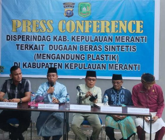 Disprindag Gelar Terima Surat BPOM Pekanbaru Beras di Meranti Aman Dari Isu Beras Mengadung Plastik