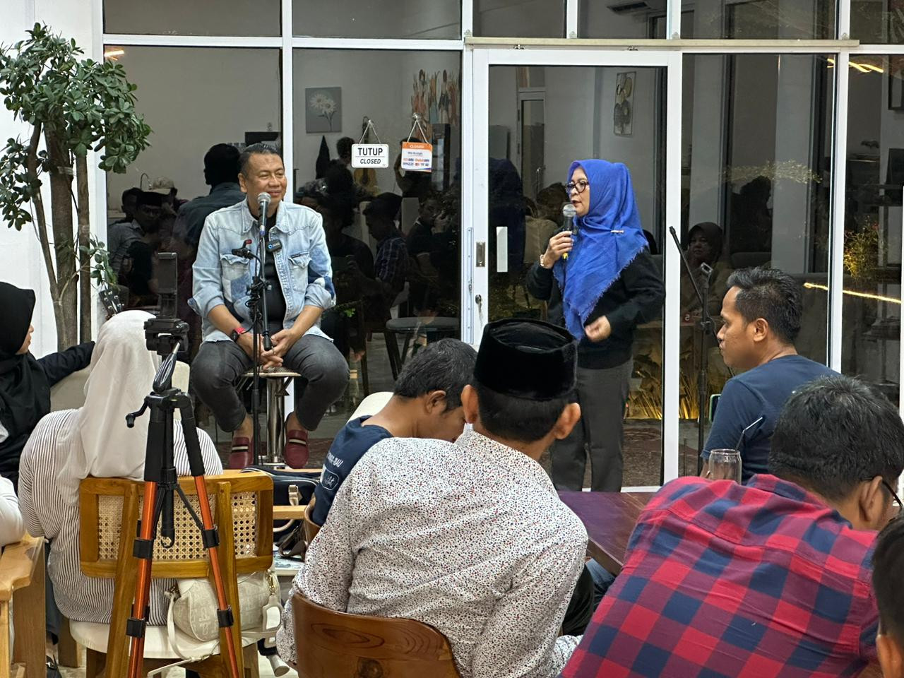 Diskusi dengan Generasi Milenial, Kapitra: Ini Waktunya untuk Mendengar