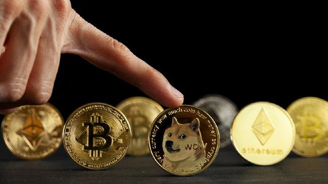 Kripto Teratas Kompak Kebakaran, Hanya USD Coin yang Bangkit