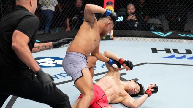 2 Momen Kocak Jeka Saragih di Semifinal Road to UFC