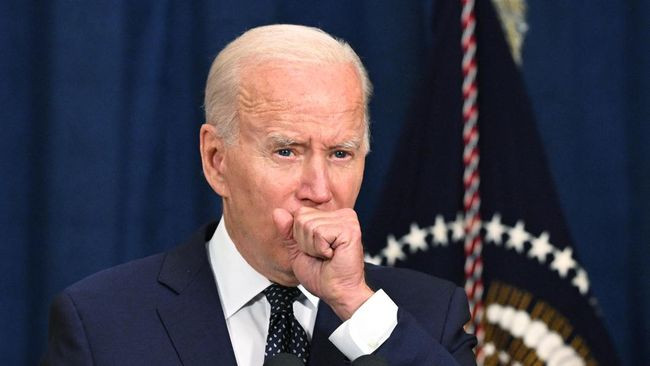 Biden Naik Pitam Zelensky Minta AS Terus Pasok Senjata via Telepon